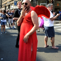 Foto Nicoloro G.   27/06/2015  Milano    Dodicesima edizione del " Milano Gay Pride " che con lo slogan " I diritti nutrono il pianeta " ha visto sfilare in corteo 100.000 partecipanti. nella foto un partecipante lungo il corteo.