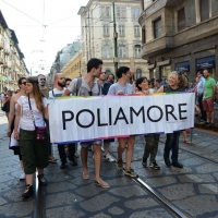 Foto Nicoloro G.   27/06/2015  Milano    Dodicesima edizione del " Milano Gay Pride " che con lo slogan " I diritti nutrono il pianeta " ha visto sfilare in corteo 100.000 partecipanti. nella foto uno striscione lungo il corteo.