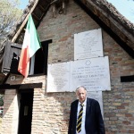 Foto Nicoloro G.   02/06/2022   Ravenna   A 140° anni dalla morte di Giuseppe Garibaldi ' l' eroe dei due mondi ' viene celebrato nel capanno che lo vide fuggiasco inseguito dalle truppe austriache in quella che fu la sua ' trafila ' in terra di Romagna. nella foto il professore Cosimo Ceccuti presidente della Fondazione Spadolini.