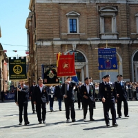 Foto Nicoloro G.   10/05/2015  Ravenna    Diciannovesimo raduno nazionale dei Marinai d' Italia. nella foto sfilano alcuni stendardi.