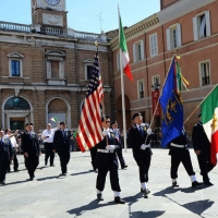 Foto Nicoloro G.  10/05/2015  Ravenna    Diciannovesimo raduno nazionale dei Marinai d' Italia. nella foto marinai anche dagli Stati Uniti.