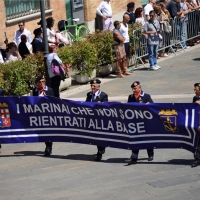 Foto Nicoloro G.  10/05/2015  Ravenna    Diciannovesimo raduno nazionale dei Marinai d' Italia. nella foto uno striscione che ricorda i marinai caduti.
