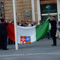 Foto Nicoloro G.   10/05/2015  Ravenna    Diciannovesimo raduno nazionale dei Marinai d' Italia. nella foto la cerimonia dell' ammaina bandiera.