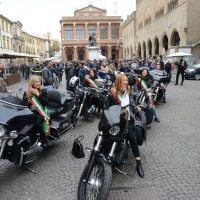 Foto Nicoloro G. 25/11/2017 Rimini In occasione della \' Giornata mondiale contro la violenza sulle donne \' un corteo si e\' snodato per le vie del centro della cittadina romagnola per poi concludersi tra musica e canti nella centralissima piazza Cavour. nella foto un gruppetto di sindache dei comuni limitrofi hanno partecipato alla manifestazione.