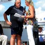 Foto Nicoloro G.   15/08/2019  Cervia ( Ra )   27° edizione di ' Cervia, la spiaggia ama il libro ' con il tradizionale sbarco degli scrittori dalle imbarcazioni storiche. nella foto il giornalista Giancarlo Mazzuca intervistato dalla giornalista Francesca Cantiani.