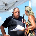 Foto Nicoloro G.   15/08/2019  Cervia ( Ra )   27° edizione di ' Cervia, la spiaggia ama il libro ' con il tradizionale sbarco degli scrittori dalle imbarcazioni storiche. nella foto il giornalista Giancarlo Mazzuca intervistato dalla giornalista Francesca Cantiani.