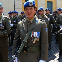 Foto Nicoloro G. 27/05/2012 Ravenna Si e’ svolto nella città romagnola il 31° Raduno Nazionale dei Fanti d’ Italia con la partecipazione del ministro della Difesa l’ ammiraglio Gianpaolo Di Paola. nella foto Alina Armenio