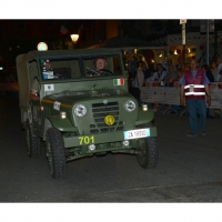 Foto Nicoloro G.  14/05/2015  Rimini     Arriva a Rimini la prima tappa della 33° edizione della 1000 Miglia. La storica competizione partita da Brescia si snoda su un percorso di 1760 chilometri con la partecipazione di 438 vetture e 42 Nazioni. nella foto anche l' Esercito alla 1000 Miglia con una Campagnola Alfa Romeo AR 51 " Matta " 1900 M del 1952.