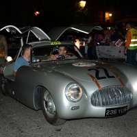 Foto Nicoloro G.  14/05/2015  Rimini     Arriva a Rimini la prima tappa della 33° edizione della 1000 Miglia. La storica competizione partita da Brescia si snoda su un percorso di 1760 chilometri con la partecipazione di 438 vetture e 42 Nazioni. nella foto l' arrivo a Rimini di una Mercedes - Benz 300 SL W 194 del 1952.