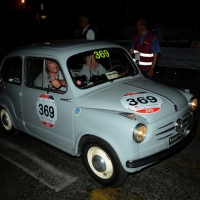 Foto Nicoloro G.  14/05/2015  Rimini     Arriva a Rimini la prima tappa della 33° edizione della 1000 Miglia. La storica competizione partita da Brescia si snoda su un percorso di 1760 chilometri con la partecipazione di 438 vetture e 42 Nazioni. nella foto l' arrivo a Rimini di una Fiat 600 del 1955.