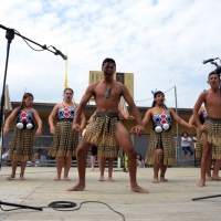 Foto Nicoloro G.  26/04/2014   Cervia (Ravenna)  Trentaquattresima edizione del " Festival internazionale dell' Aquilone " organizzato da Artevento. Ospiti d' onore i Maori della Nuova Zelanda e partecipanti da tutto il Mondo. nella foto un gruppo di giovani Maori si esibiscono in canti e danze.