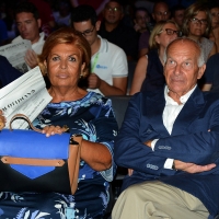 Foto Nicoloro G. 26/08/2017 Rimini Settima ed ultima giornata della 38° edizione del Meeting di Rimini che quest\' anno ha come tema \' Quello che tu erediti dai tuoi padri, riguadagnatelo, per possederlo”. nella foto fausto Bertinotti con la moglie Lella in prima fila all\' incontro con il Segretario di Stato di Sua Santita\'.