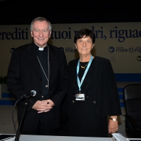 Foto Nicoloro G. 26/08/2017 Rimini Settima ed ultima giornata della 38° edizione del Meeting di Rimini che quest' anno ha come tema ' Quello che tu erediti dai tuoi padri, riguadagnatelo, per possederlo”. nella foto il cardinale Pietro Parolin, Segretario di Stato di Sua Santita', e Emilia Guarnieri, presidente Fondazione Meeting.