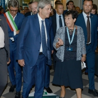 Foto Nicoloro G. 20/08/2017 Rimini Giornata inaugurale della 38° edizione del Meeting di Rimini che quest' anno ha come tema ' Quello che tu erediti dai tuoi padri, riguadagnatelo, per possederlo”. nella foto il presidente del Consiglio Paolo Gentiloni con Emilia Guarnieri, presidente Fondazione Meeting.