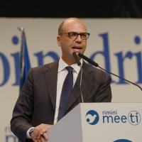 Foto Nicoloro G. 24/08/2017 Rimini Quinta giornata della 38° edizione del Meeting di Rimini che quest' anno ha come tema ' Quello che tu erediti dai tuoi padri, riguadagnatelo, per possederlo”. nella foto il ministro Angelino Alfano.