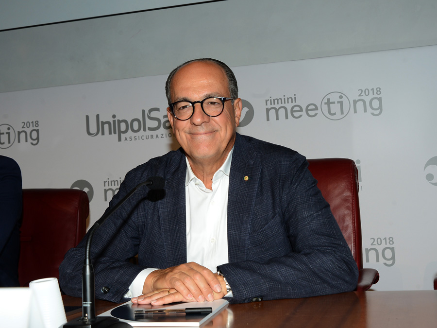 Foto Nicoloro G. 21/08/2018 Rimini Terza giornata dell' edizione 2018 del Meeting di C.L. che quest' anno ha per tema ' Le forze che muovono la storia sono le stesse che rendono l' uomo felice '. nella foto Paolo De Castro, vicepresidente Commissione Agricoltura.