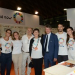 Foto Nicoloro G.   24/08/2019  Rimini    Settima ed ultima giornata della 40° edizione del ' Meeting per l' amicizia fra i popoli ' che quest' anno ha per titolo ' Nacque il tuo nome da cio' che fissavi '. nella foto Davide Sassoli, presidente del Parlamento Europeo, ed Emilia Guarnieri, presidente Fondazione Meeting, con le volontarie dello stand dell' Unione Europea.
