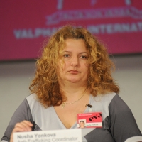 Foto Nicoloro G. 22/10/2011 Rimini Secondo dei tre giorni della quarantaduesima edizione delle Giornate internazionali di studio Pio Manzu’, quest’ anno tutte al femminile e intitolate ” XXI femminile. Dal secolo breve al secolo delle donne. Risposte di genere al futuro dell’ umanita’ “. Questa mattina si e’ discusso della violenza sulle donne. nella foto Nusha Yonkova