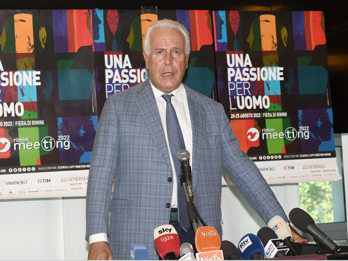 Foto Nicoloro G.   22/08/2022   Rimini   Terza  giornata della 43° edizione del Meeting di C.L. che ha per tema '  Una passione per l' uomo '. nella foto Eugenio Giani presidente regione Toscana.