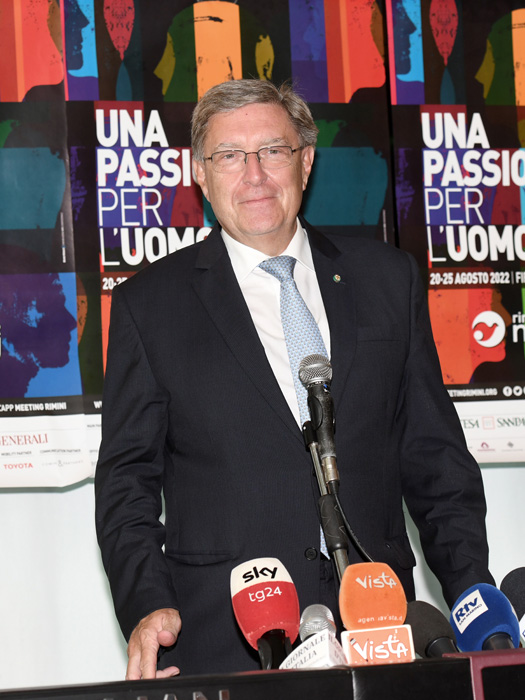 Foto Nicoloro G.   22/08/2022   Rimini   Terza  giornata della 43° edizione del Meeting di C.L. che ha per tema '  Una passione per l' uomo '. nella foto il ministro Enrico Giovannini.
