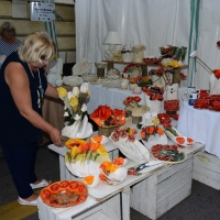 Foto Nicoloro G. 2,3,4/09/2016 Faenza ( Ravenna ) Quinta edizione del Festival Internazionale della ceramica che vede per tre giorni la cittadina romagnola, conosciuta in tutto il mondo per la ceramica, animata da stand di artigiani ed espositori ceramisti provenienti da diversi paesi del mondo. nella foto uno stand.