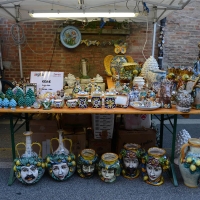 Foto Nicoloro G. 2,3,4/09/2016 Faenza ( Ravenna ) Quinta edizione del Festival Internazionale della ceramica che vede per tre giorni la cittadina romagnola, conosciuta in tutto il mondo per la ceramica, animata da stand di artigiani ed espositori ceramisti provenienti da diversi paesi del mondo. nella foto uno stand.