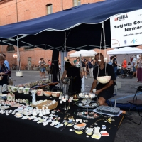 Foto Nicoloro G. 2,3,4/09/2016 Faenza ( Ravenna ) Quinta edizione del Festival Internazionale della ceramica che vede per tre giorni la cittadina romagnola, conosciuta in tutto il mondo per la ceramica, animata da stand di artigiani ed espositori ceramisti provenienti da diversi paesi del mondo. nella foto uno stand della Slovenia.