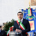 Foto Nicoloro G.   25/04/2020   Ravenna   In una piazza del Popolo praticamente deserta si e\' svolta la cerimonia di commemorazione del 75° anniversario del 25 Aprile. nella foto il sindaco di Ravenna Michele de Pascale.