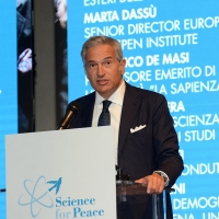 Foto Nicoloro G. 17/11/2017 Milano 9° edizione di \'Science for Peace \', Conferenza mondiale dal titolo \' Post-Verita\'\'. nella foto Paolo Veronesi, presidente della \' Fondazione U. Veronesi \'.
