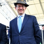 Foto Nicoloro G.   08/05/2022   Rimini  Giornata conclusiva della 93° Adunata Nazionale Alpini che culmina con la sfilata generale davanti alle autorita\' militari e civili e una folla di spettatori. nella foto il ministro Vittorio Colao.