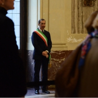 Foto Nicoloro G. 10/11/2016 Milano Allestita nella sala del Comune e aperta al pubblico la camera ardente per l\' oncologo Umberto Veronesi. nella foto tra la folla anche il sindaco Giuseppe Sala.