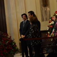 Foto Nicoloro G. 10/11/2016 Milano Allestita nella sala del Comune e aperta al pubblico la camera ardente per l\' oncologo Umberto Veronesi. nella foto la moglie dell\' oncologo scomparso Sultana Razon con alcuni dei sette figli.