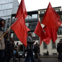 Foto Nicoloro G. 01/05/2016 Manifestazione con corteo per la ricorrenza del I° Maggio. nella foto manifestanti lungo il corteo.