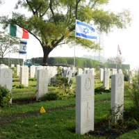 Foto Nicoloro G. 18/10/2018 Piangipane ( Ravenna ) Celebrazione in onore dei soldati della Brigata Ebraica, caduti combattendo in Italia durante la Seconda Guerra Mondiale e sepolti nel Cimitero di guerra britannico. La stessa Brigata Ebraica alla quale il Presidente della Repubblica ha recentemente concesso la Medaglia d' Oro al Valor Militare. nella foto una veduta del Cimitero di Guerra.