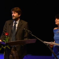 Foto Nicoloro G. 23/06/2016 Milano Prologo alla diciassettesima edizione de ' La Milanesiana ' con l' intervento dell' equipaggio delle Frecce Tricolori. nella foto il ministro Dario Franceschini e Elisabetta Sgarbi.