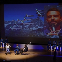 Foto Nicoloro G. 23/06/2016 Milano Prologo alla diciassettesima edizione de \' La Milanesiana \' con l\' intervento dell\' equipaggio delle Frecce Tricolori. nella foto un momento dell\' intervista al comandante della pattuglia Jan Slangen, al centro, da parte dei giornalisti Nicola Porro, a sinistra, e Arnaldo Colasanti.