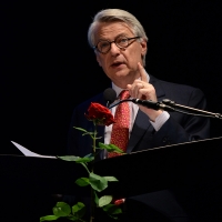 Foto Nicoloro G. 30/06/2016 Milano Sesta serata della diciassettesima edizione de ' La Milanesiana ' che quest' anno ha per titolo ' La Vanita' '. nella foto il giornalista e presidente della Longanesi Editrice Ferruccio de Bortoli.
