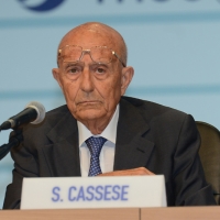 Foto Nicoloro G. 24/08/2016 Rimini Sesta giornata della trentasettesima edizione del Meeting di Rimini che ha per titolo \' Tu sei un bene per me \'. Inaugurata dal Capo dello Stato questa manifestazione si svolge per sette giorni tra incontri, dibattiti, mostre. nella foto Sabino Cassese, docente Luiss.