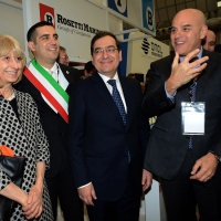 Foto Nicoloro G. 29/03/2017 Ravenna XIII edizione di OMC, Offshore Mediterranean Conference, evento biennale tra i piu' importanti in Europa, imperniato sulla ricerca e innovazione delle tecnologie offshore. nella foto da sinistra il sindaco di Ravenna Michele de Pascale, il ministro egiziano Tarek Al Molla e il Ceo di ENI Claudio Descalzi.
