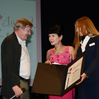 Foto Nicoloro G. 28/06/2018 Milano Edizione 2018 de ' La Milanesiana ' che ha per tema ' Il Dubbio e la Certezza '. nella foto Elisabetta Sgarbi premia lo scrittore Jean Echenoz.
