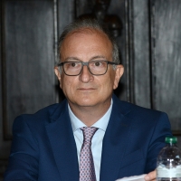 Foto Nicoloro G. 14/09/2018 Ravenna Continua l' ottava edizione di ' Dante 2021 ' il festival dedicato al Sommo Poeta e che quest' anno ha come titolo ' con l' animo che vince ogne battaglia '. L' evento, voluto dalla Fondazione Cassa di Risparmio di Ravenna con la direzione artistica dell' Accademia della Crusca, culminera' nel 2021, ricorrenza del settimo centenario della morte del Poeta. nella foto Paolo D' Achille, professore di Linguistica e socio dell' Accademia della Crusca.
