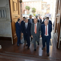 Foto Nicoloro G. 14/09/2018 Ravenna Continua l' ottava edizione di ' Dante 2021 ' il festival dedicato al Sommo Poeta e che quest' anno ha come titolo ' con l' animo che vince ogne battaglia '. L' evento, voluto dalla Fondazione Cassa di Risparmio di Ravenna con la direzione artistica dell' Accademia della Crusca, culminera' nel 2021, ricorrenza del settimo centenario della morte del Poeta. nella foto da sinistra Antonio Tajani, presidente Parlamento Europeo, Antonio Patuelli, presidente ABI, e Ernesto Giuseppe Alfieri, presidente Fondazione Cassa Risparmio Ravenna.