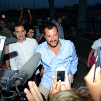 Foto Nicoloro G. 29/07/2017 Cervia ( Ravenna ) Comizio del segretario federale della Lega Nord alla Festa Nazionale Lega Nord Romagna. nella foto Matteo Salvini al suo arrivo in bicicletta.