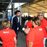Foto Nicoloro G. 30/08/2018 Ravenna Continua la Festa Nazionale de l' Unita'. nella foto il segretario nazionale PD Maurizio Martina come e' consuetudine visita gli stand della Festa e saluta i volontari.