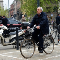Foto Nicoloro G. 05/04/2016 Milano Si sono svolti nella Basilica di Sant' Ambrogio i funerali del campione di calcio Cesare Maldini. nella foto il giornalista Bruno Pizzul al suo arrivo.