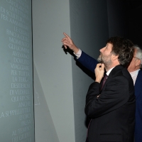 Foto Nicoloro G. 13/12/2017 Ferrara Inaugurazione della prima parte del Meis, il Museo Nazionale dell' Ebraismo Italiano e della Shoah, con la mostra “ Ebrei, una storia italiana: i primi mille anni ”. nella foto il ministro Dario Franceschini durante la sua visita alla mostra.