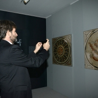 Foto Nicoloro G. 13/12/2017 Ferrara Inaugurazione della prima parte del Meis, il Museo Nazionale dell' Ebraismo Italiano e della Shoah, con la mostra “ Ebrei, una storia italiana: i primi mille anni ”. nella foto il ministro Dario Franceschini durante la sua visita alla mostra.