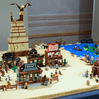 Foto Nicoloro G. 16/11/2018 Ravenna Inaugurato il \' Ravenna Brick Festival \', mostra di collezioni ed opere originali realizzate con i mattoncini LEGO. Nella citta\' famosa per i suoi mosaici si e\' voluto accostare i moderni mattoncini della LEGO alle antiche tessere dei mosaici nel comune concetto di assemblaggio che le due creazioni utilizzano. L\' intera esposizione si articola in diversi temi come Star Wars, Pianeta Artico, Architetture, La storia di Batman. nella foto una creazione a ispirazione western.