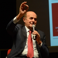 Foto Nicoloro G.   05/10/2017   Ravenna   Incontro e dibattito con alti esponenti di MDP e Campo Progressista sui temi di attualita' politica. nella foto Pierluigi Bersani di MDP.