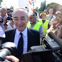 Foto Nicoloro G. 22/09/2017 Rimini Seconda giornata della quarta edizione di ' Italia 5 Stelle ', manifestazione a carattere nazionale del Movimento. nella foto l' avvocato e politico Carlo Taormina, molto contestato al suo arrivo.